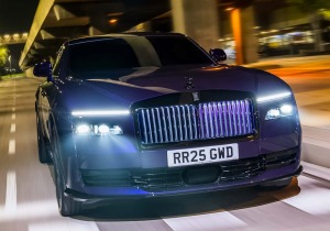 Η πιο γρήγορη Rolls-Royce που έγινε ποτέ είναι ηλεκτρική!