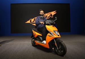 Simple Ultra: Το ηλεκτρικό σκούτερ με έως 400 km αυτονομία