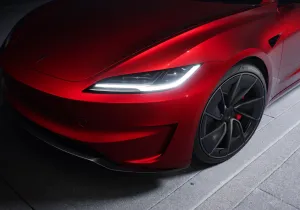 Tesla: Σχεδιάζει να παρουσιάσει το Robotaxi στις 10 Οκτωβρίου