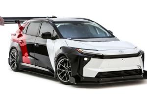 Toyota bZ Time Attack – Δεν υπόσχεται καρδιοχτύπια… τα προκαλεί!