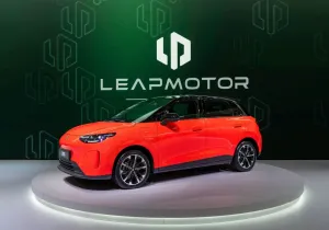 Πανευρωπαϊκή πρεμιέρα για το Leapmotor B03 στο Σαλόνι Παρισιού