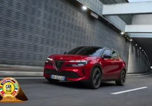 H νέα Alfa Romeo Junior στην τελική λίστα του “Car of the Year 2025”