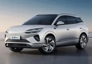 Η Tesla μόλις απόκτησε αντίπαλο και είναι το νέο Sealion 06 της BYD