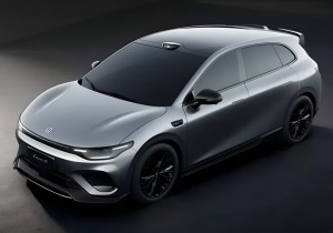 Leapmotor B05 Ultra: Το σπορ ηλεκτρικό hatchback που «ανεβάζει ταχύτητα» στα EV
