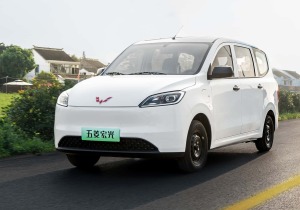 Wuling – Το ηλεκτρικό μίνι βαν που κοστίζει λιγότερο από 9.000 ευρώ