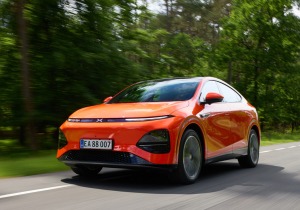Η Xpeng ρίχνει το γάντι στην Tesla με το G6 !