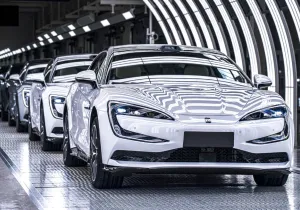 BYD: Αυτό είναι το ηλεκτρικό υπερόπλο με 1.305 PS και 720 χλμ αυτονομία!