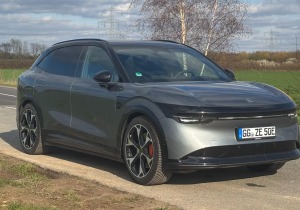 Το Zeekr 7X Privilege AWD με 646 PS αλλάζει τα δεδομένα