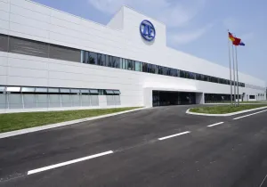 Η ZF αλλάζει το παιχνίδι: Το νέο της σύστημα υπόσχεται επανάσταση στην αυτονομία των ηλεκτρικών οχημάτων!