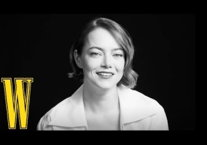 Η Emma Stone φανατική του "RHOSLC", πάγωσε έξω από το δικαστήριο για να δει τη Jen Shah