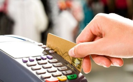 Έρευνα: Σχεδόν 1 στις 2 ΜμΕ πραγματοποιούν τις επιχειρηματικές τους δαπάνες με κάρτα