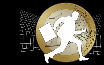 Στο στόχαστρο φυσικά και νομικά πρόσωπα που λαμβάνουν επιστροφές φόρου, δεν έχουν υποβάλει δηλώσεις και έχουν ύποπτες συναλλαγές με εταιρείες άλλων χωρών
