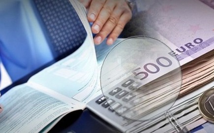 Πότε μπαίνουν στο «ψυγείο» της ΑΑΔΕ τα ληξιπρόθεσμα χρέη και υπό ποιες προϋποθέσεις ξεπαγώνουν