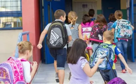 Αύριο, Παρασκευή, το πρώτο κουδούνι για τη νέα σχολική χρονιά 