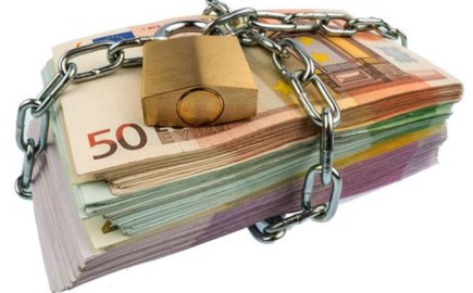 Πώς θα στοχοποιούν τους τραπεζικούς λογαριασμούς των οφειλετών τα Κέντρα Βεβαίωσης και Είσπραξης