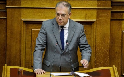  Θεοδωρικάκος: Η νομοθετική πρωτοβουλία για τα Ναυπηγεία της Ελευσίνας υπηρετεί το εθνικό συμφέρον