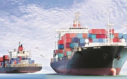 Αυξήθηκε η δύναμη του ελληνικού εμπορικού στόλου τον Οκτώβριο