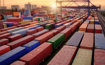 Αύξηση των ελληνικών εξαγωγών στις ΗΠΑ το α΄ εξάμηνο λόγω πετρελαιοειδών 
