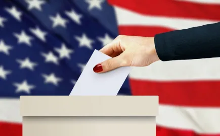 ΗΠΑ: Μετά την ανακατανομή των περιφερειών μερικές δεκάδες έδρες θεωρούνται αμφίρροπες 