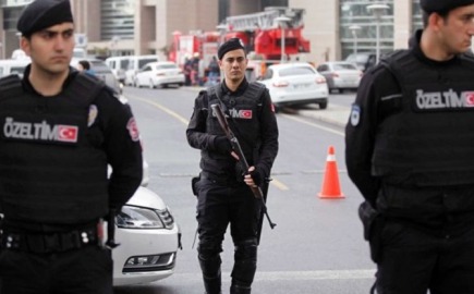 Τουρκία: Επτά αστυνομικοί τραυματίες σε μάχη με τζιχαντιστές του Ισλαμικού Κράτους