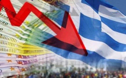 Έκθεση του ΚΕΠΕ τονίζει πως το σύνολο των επενδύσεων σε μηχανολογικό εξοπλισμό αναγκαστικά εισάγεται από το εξωτερικό, με αποτέλεσμα το εμπορικό ισοζύγιο να είναι ελλειμματικό από τον 19ο έως και τον 21ο αιώνα