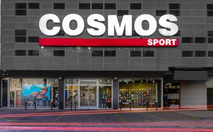 JD Sports:  Αποκτά το 100% της Cosmos Sport – Τέλος εποχής για την οικογένεια Τσικνάκη