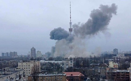 Ουκρανία: Μαζικά ρωσικά πλήγματα εναντίον του Κιέβου