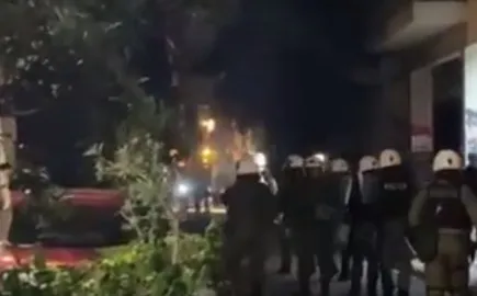 Επεισόδια στα Εξάρχεια τα ξημερώματα