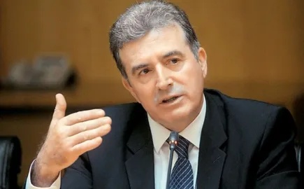 Χρυσοχοΐδης: Θα απαγορευθούν οι μισθώσεις και υπομισθώσεις διαμερισμάτων με δεκάδες μετανάστες
