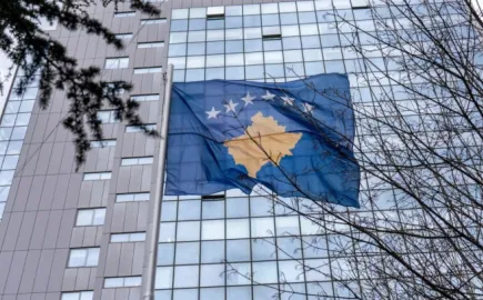 Κόσοβο: Το κοινοβούλιο εξέλεξε νέο πρόεδρο, αποφεύγοντας τις πρόωρες εκλογές