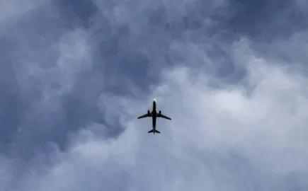 Επανέναρξη εσωτερικών πτήσεων από αεροδρόμιο του νότιου Ιράν 
