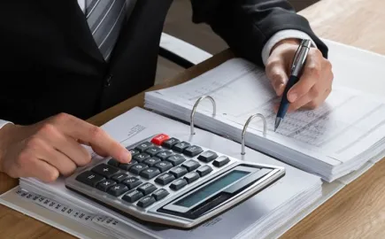 Εφορία: Τι πρέπει να πληρωθεί έως τις 31 Αυγούστου