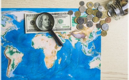 ΗΠΑ: Πτώση σχεδόν $3 δισ. στα έσοδα από δασμούς τον Δεκέμβριο