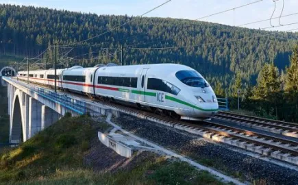 Σύγκρουση τρένων υψηλής ταχύτητας στην Ισπανία
