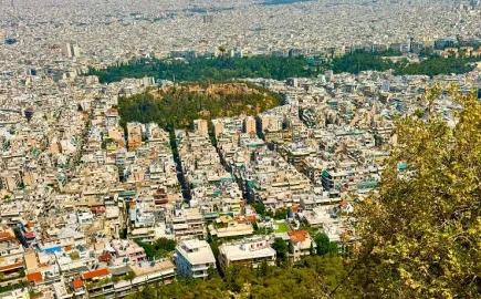 Πολυτελή ακίνητα στην Αττική: Τα πλεονεκτήματα που διατηρούν ισχυρό το διεθνές ενδιαφέρον