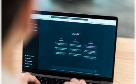 Πώς γράφουμε καλύτερα AI prompts: Τολμηρές εντολές, για ποιοτικές απαντήσεις