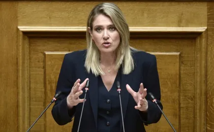 Ευθυμίου: 400 ευρώ σε 2,2 εκατομμύρια δικαιούχους περί τα τέλη Νοεμβρίου