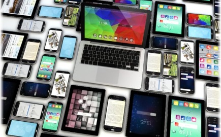 Οι εταιρείες κρατούν τις παλιές τους συσκευές... και πιέζουν την οικονομία