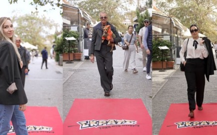 Red carpet …έκπλήξη στο κέντρο της Αθήνας με τον Λάκη Γαβαλά