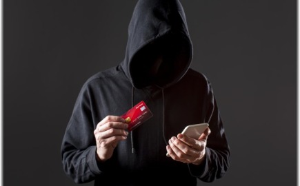 Έξαρση απάτης AI στο Android ενόψει Χριστουγέννων – Προειδοποίηση ESET