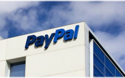 Η PayPal αιτείται άδεια για ίδρυση τράπεζας με δάνεια σε ΜμΕ και καταθετικούς λογαριασμούς