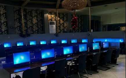 ΕΛΑΣ: Έφοδος σε δύο στέκια παράνομου τζόγου σε Κερατσίνι και Θεσσαλονίκη