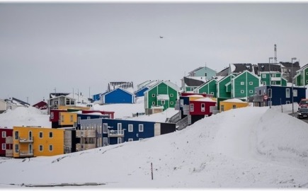 Γροιλανδία: Απαράδεκτο να προσπαθούν να παραχωρήσουν τη χώρα μας