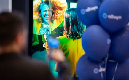 Κέρδη έως 500 ευρώ στη στιγμή σε χιλιάδες τυχερούς με δωρεάν συμμετοχή στα καταστήματα Allwyn