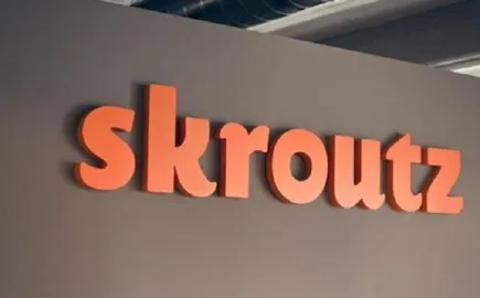 Skroutz: «Έκρηξη» στις online αγορές το καλοκαίρι – +30% οι παραγγελίες