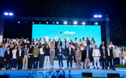 Σε μια λαμπερή εκδήλωση με εορταστικό χαρακτήρα, η Allwyn ένωσε πρόσωπα, ιστορίες και αξίες, επιβεβαιώνοντας τη δέσμευσή της στην ανάπτυξη του ελληνικού αθλητισμού 