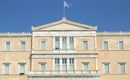 Βουλή: Νέο πλαίσιο μέτρων στεγαστικής αρωγής μετά από φυσικές καταστροφές