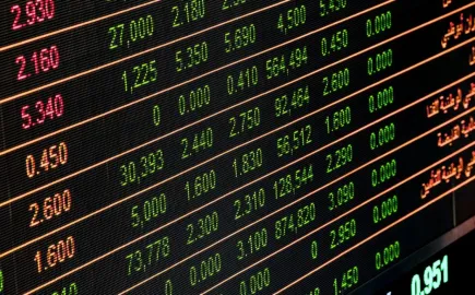 Ασιατικά χρηματιστήρια: Μικτές τάσεις με «άλμα» στο Τόκιο