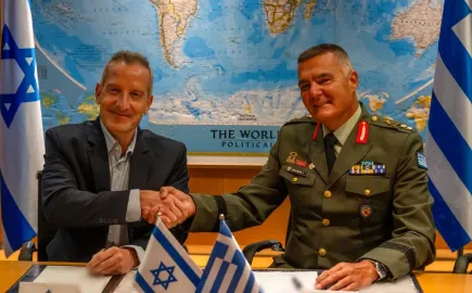 «Ασπίδα του Αχιλλέα»: Ελλάδα–Ισραήλ υπέγραψαν τον Θόλο – Τα όπλα που θωρακίζουν την Ελλάδα