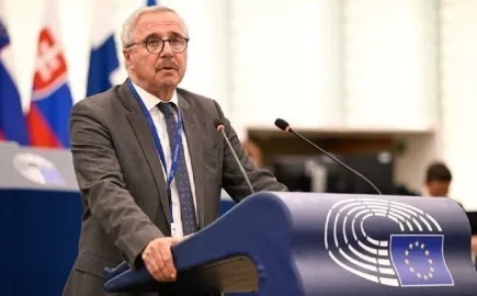 Μανιάτης προς Κομισιόν: «Κυρώσεις για τουρκικές παραβιάσεις στην Αλεξανδρούπολη»